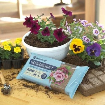 00041838_Почвобрикет Цветочный сад 10л 1_7 (Б_М)