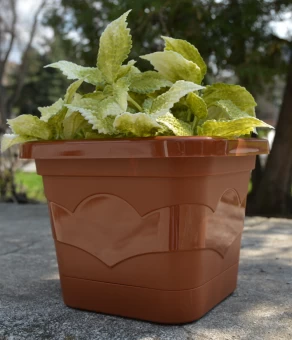 00042927_Валенсия квадрат горшок с поддоном 2,9л d