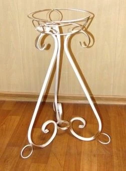 00027191_Подставка Завиток высокий  на 1 цветок белая с золотом (ФД)